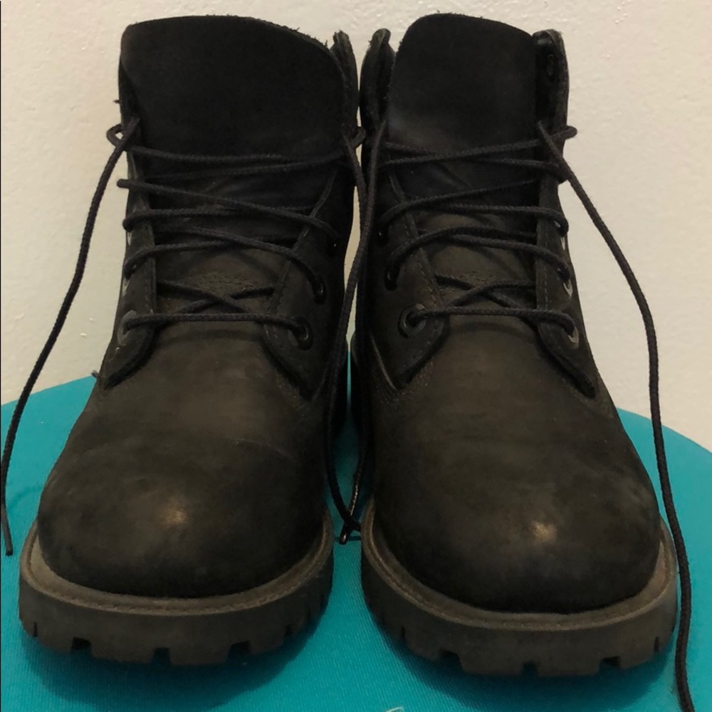 Women’s 6-inch premium waterproof boots